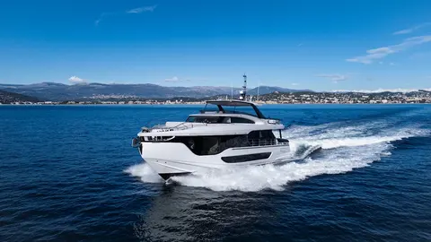 Getaway Yacht Charter, photograph 2
