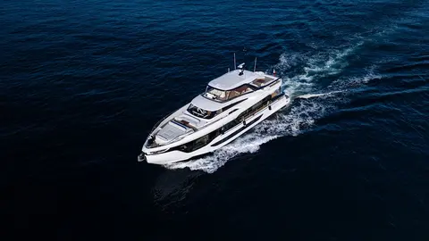 Getaway Yacht Charter, photograph 3
