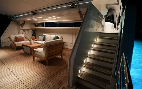 Geulunel Yacht Charter, photograph 4