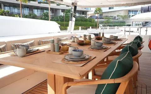 Geulunel Yacht Charter, photograph 6