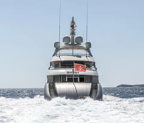 Ghost III Yacht Charter, photograph 9
