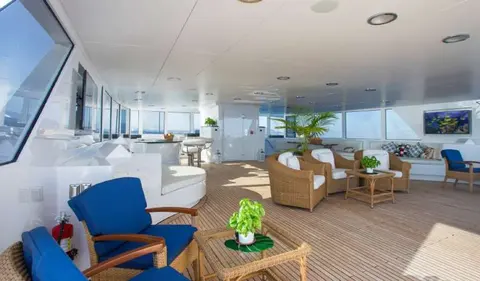 Grace Yacht Charter in Dubai, photograph 11