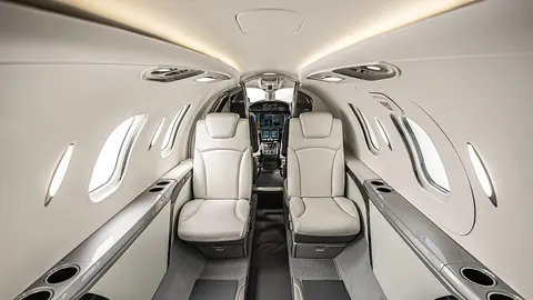 HA-420 Private Jet Charter, photograph 4