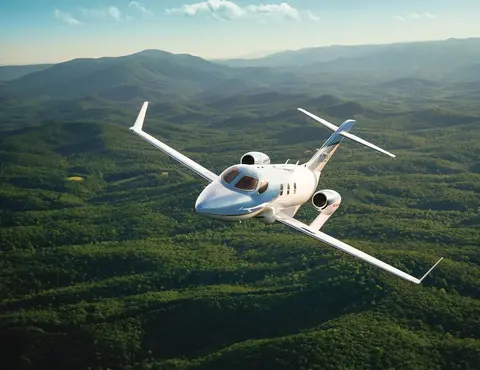HA-420 Private Jet Charter, photograph 5