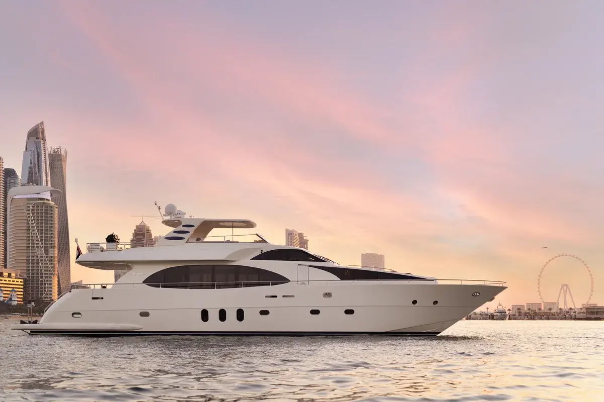 Haigan Yacht Charter in Dubai