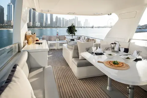 Haigan Yacht Charter in Dubai, photograph 2