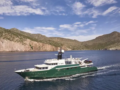 Highlander Yacht Charter, photograph 2