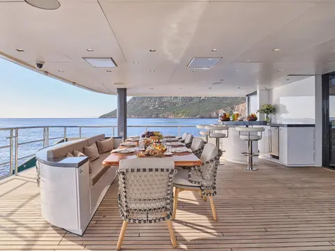 Highlander Yacht Charter, photograph 9