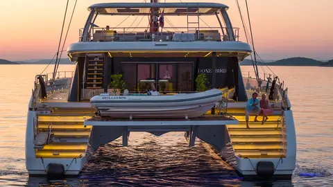 Honeybird Yacht Charter, photograph 5