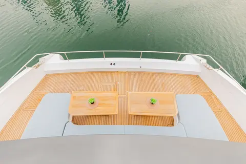 Infinity Yacht Charter in Dubai, photograph 11