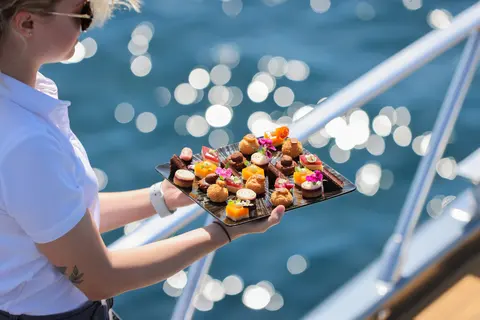 Jff Yacht Charter, photograph 12