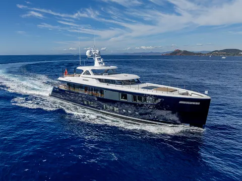 Josephine I Yacht Charter, photograph 2