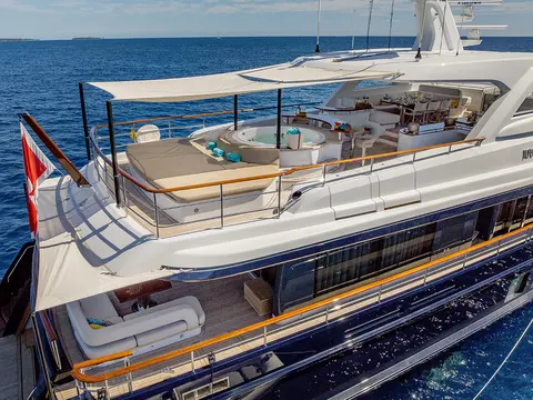 Josephine I Yacht Charter, photograph 8