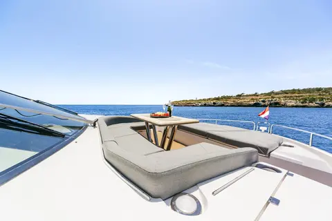 Junior Yacht Charter, photograph 12