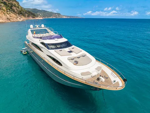 Kiawah II Yacht Charter, photograph 4