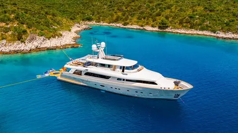 Klobuk Yacht Charter, photograph 4