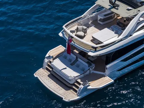 Knead IT Yacht Charter, photograph 4