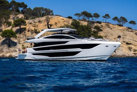 Knead IT Yacht Charter, photograph 5