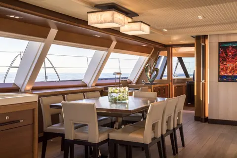 Kokomo Yacht Charter, photograph 3
