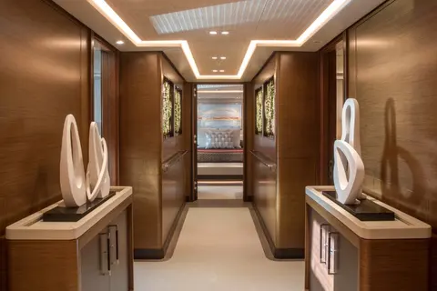 Kokomo Yacht Charter, photograph 6