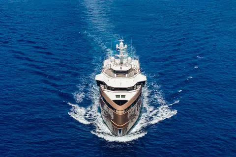 LA Datcha Yacht Charter, photograph 5