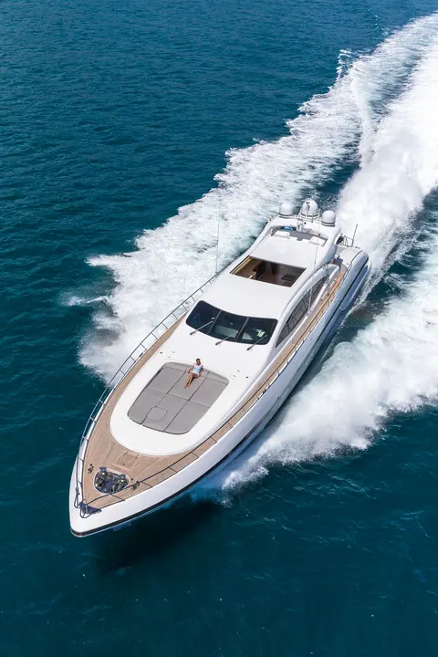 Lady B Yacht Charter, photograph 4