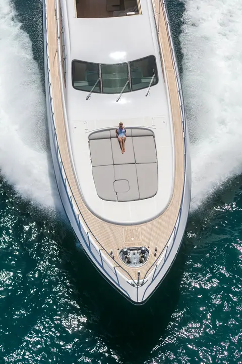 Lady B Yacht Charter, photograph 6