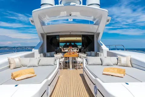 Lady B Yacht Charter, photograph 9