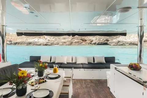 Lady Fiona Yacht Charter, photograph 10