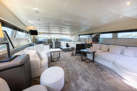 Lauren V Yacht Charter, photograph 8