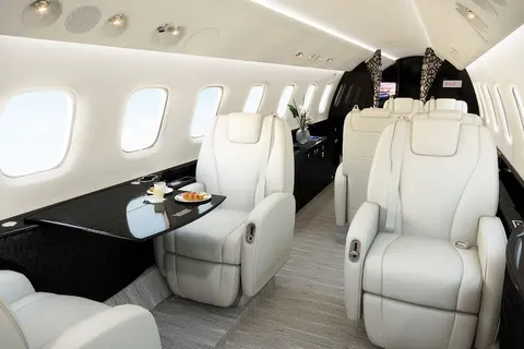 Legacy 650 Private Jet Charter, photograph 6