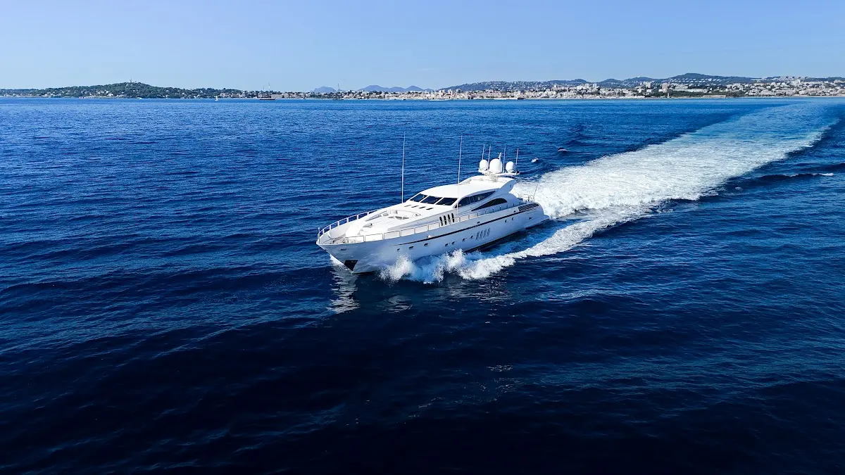 Leopard Yacht Charter