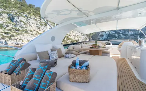 Lex Yacht Charter, photograph 6