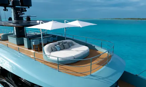 Limerence Yacht Charter, photograph 11