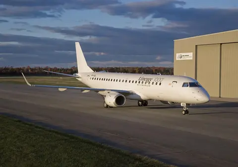 Lineage 1000 Private Jet Charter, photograph 4