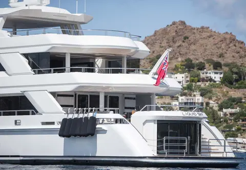Liquid Sky Yacht Charter, photograph 11