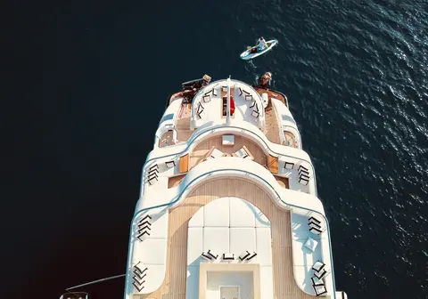 Liquid Sky Yacht Charter, photograph 9