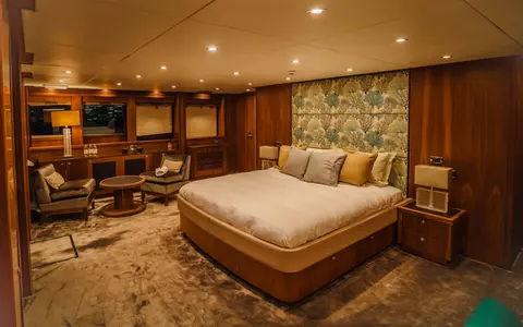 Lucien Yacht Charter in Dubai, photograph 11