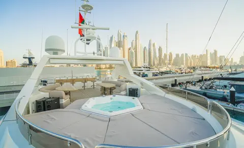 Lucien Yacht Charter in Dubai, photograph 5
