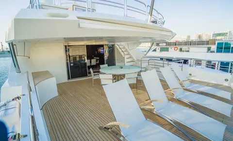 Lucien Yacht Charter in Dubai, photograph 7
