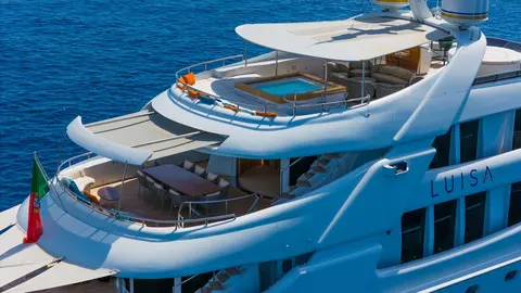 Luisa Yacht Charter, photograph 4