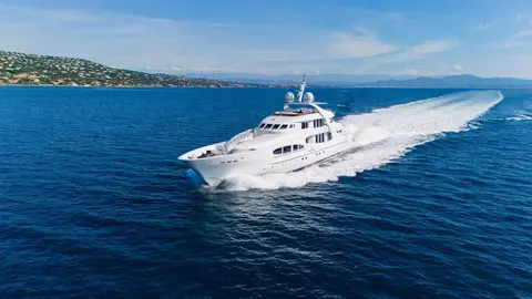 Luisa Yacht Charter, photograph 7