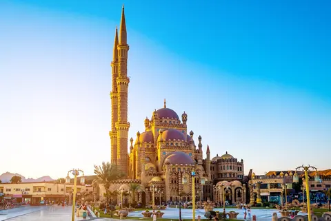 Luxury Yacht Charter and Rental in Egypt, photograph 7