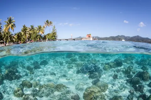 Luxury Yacht Charter and Rental in French Polynesia, photograph 2