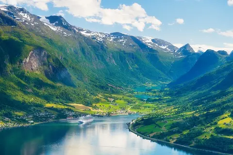Luxury Yacht Charter and Rental in Norway, photograph 12