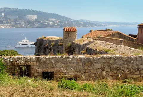 Luxury Yacht Charter and Rental in the French Riviera, photograph 12