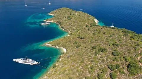 Luxury Yacht Charter and Rental in the Ionian Islands, photograph 8