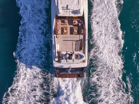 Malen Yacht Charter, photograph 8