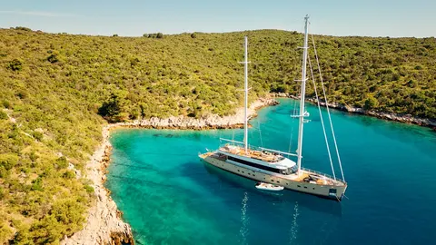 Marallure Yacht Charter, photograph 6