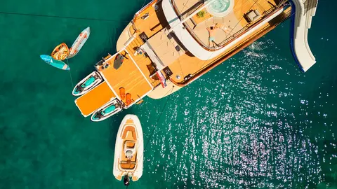 Marallure Yacht Charter, photograph 9